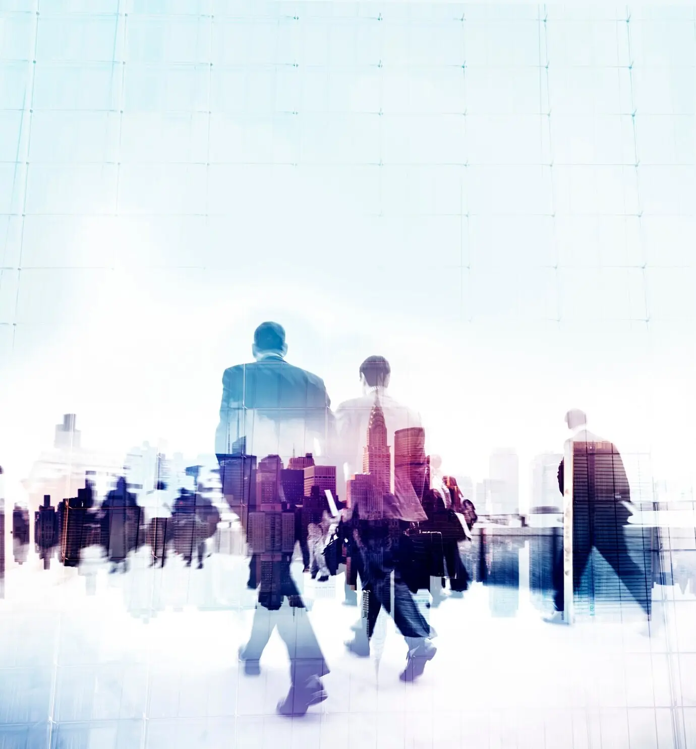 Concepto de ciudad con personas de negocios caminando y desplazándose durante la hora punta.